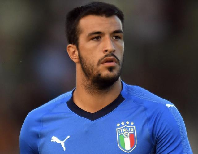 舆论漩涡 舆论漩涡