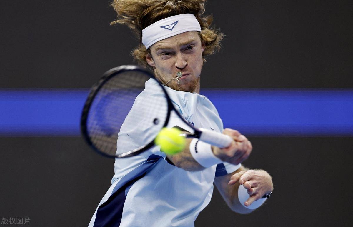 佩里尼的战 佩里尼的战