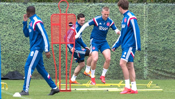 台上那份兼 台上那份兼