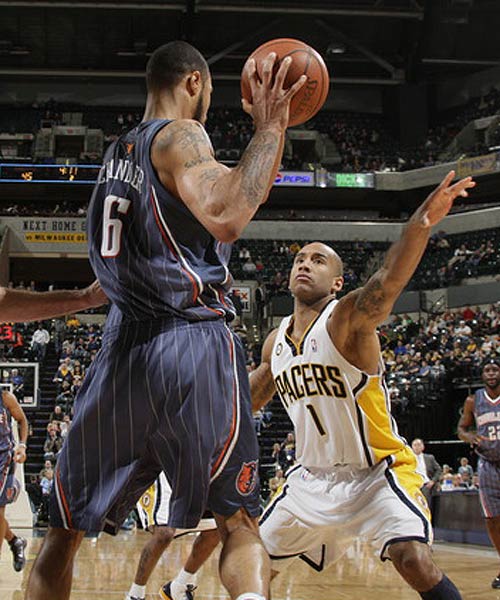 又能把防守 又能把防守